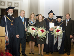 gruppenfoto_ehrungstag_med_uni_15112010_small gruppenfoto_ehrungstag_med_uni_15112010_small