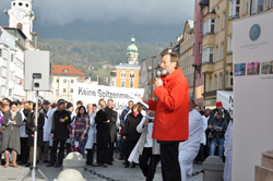 uniprotest_rektor_small uniprotest_rektor_small